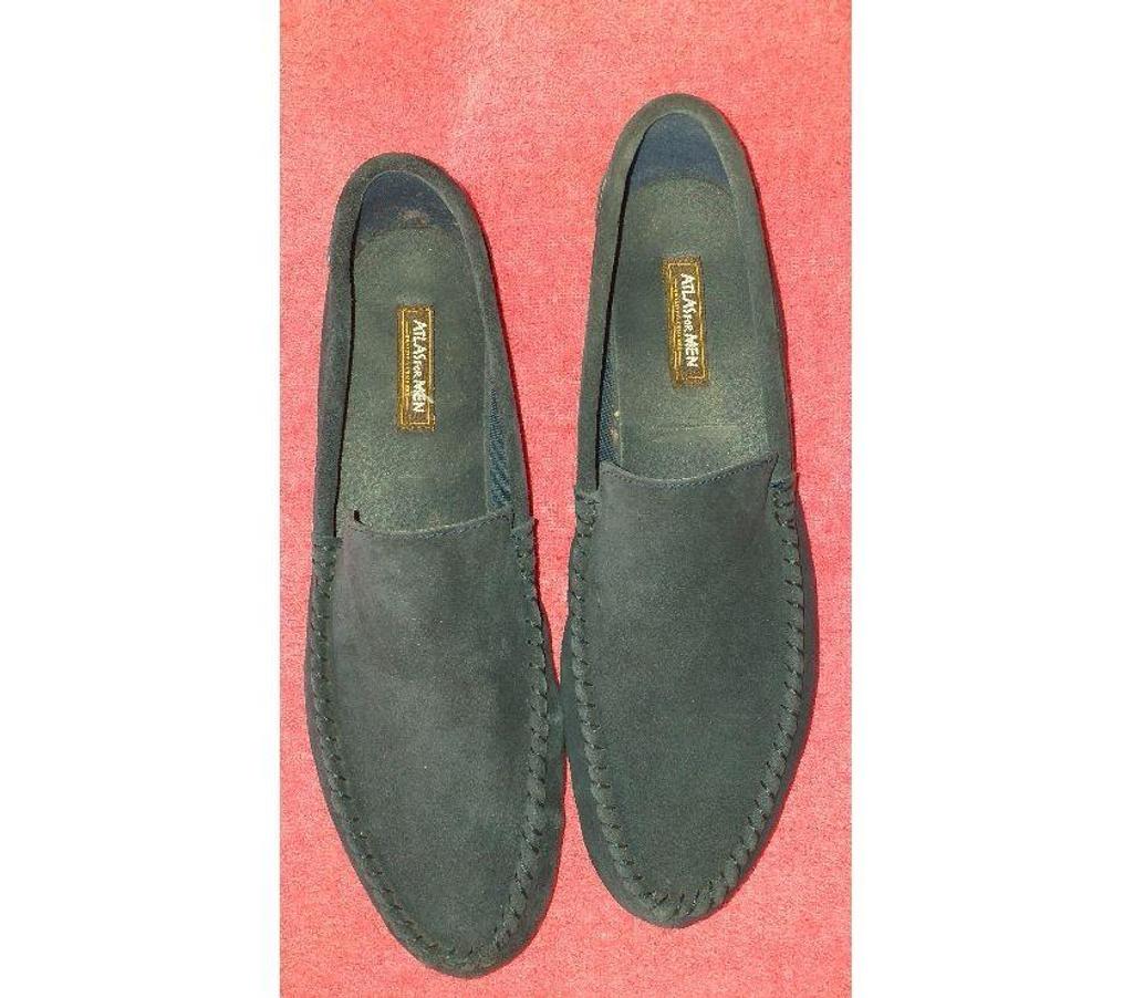 Chaussures Bouches-du-Rhône Aix en Provence - Photos Vivastreet MOCASSINS HOMME CUIR VELOURS BLEU MARI