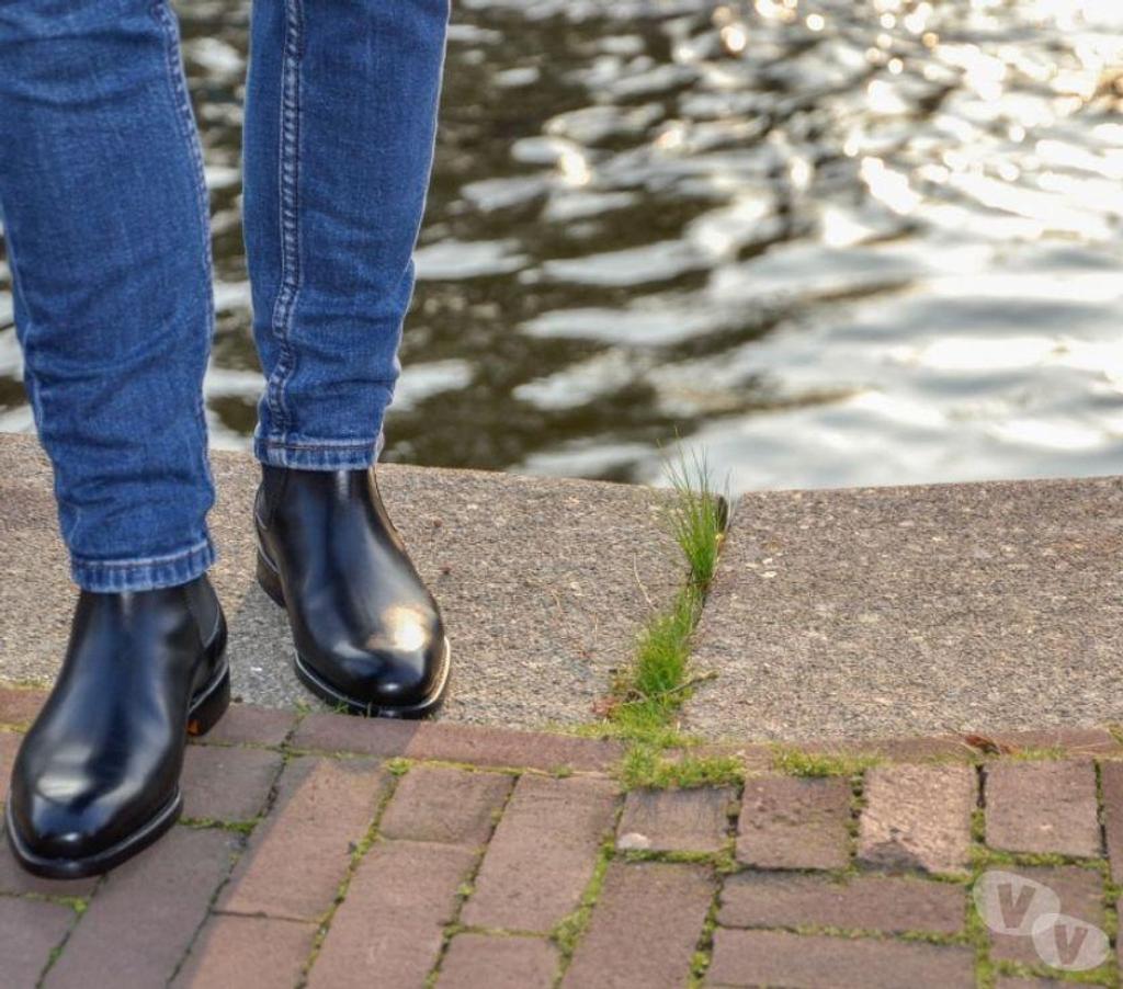 Chaussures Bouches-du-Rhône Aix en Provence - Photos Vivastreet CHAUSSURES BOOTS HOMME NOIR FINSBURY CUIRE 100 %