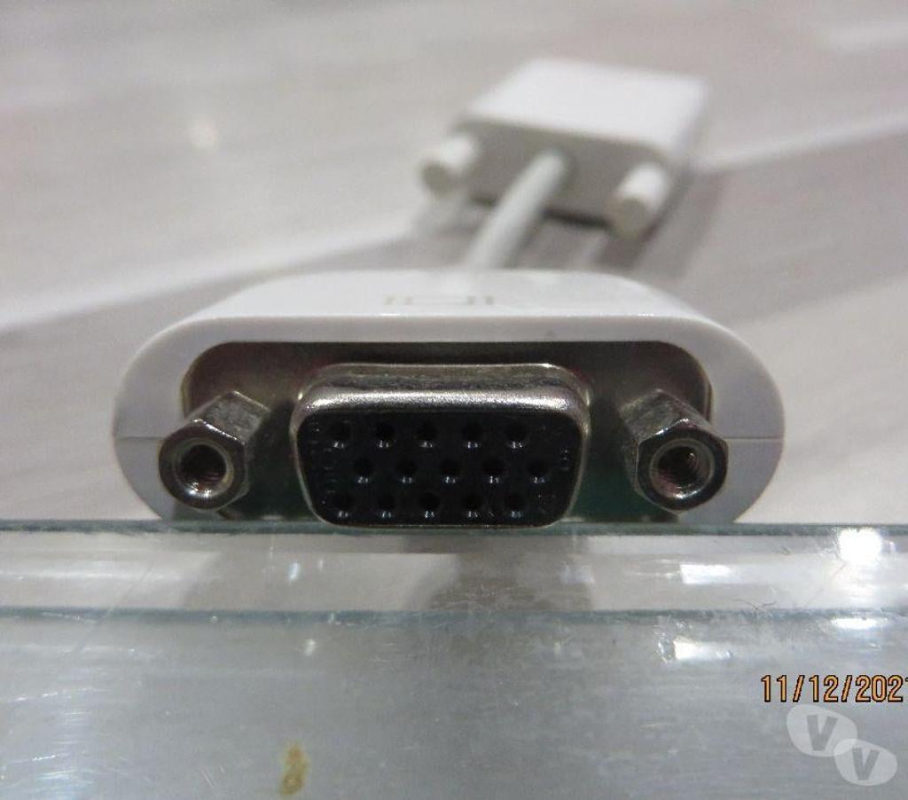 Informatique Puy-de-Dôme Clermont Ferrand - Photos Vivastreet Prise ordinateur pour MAC