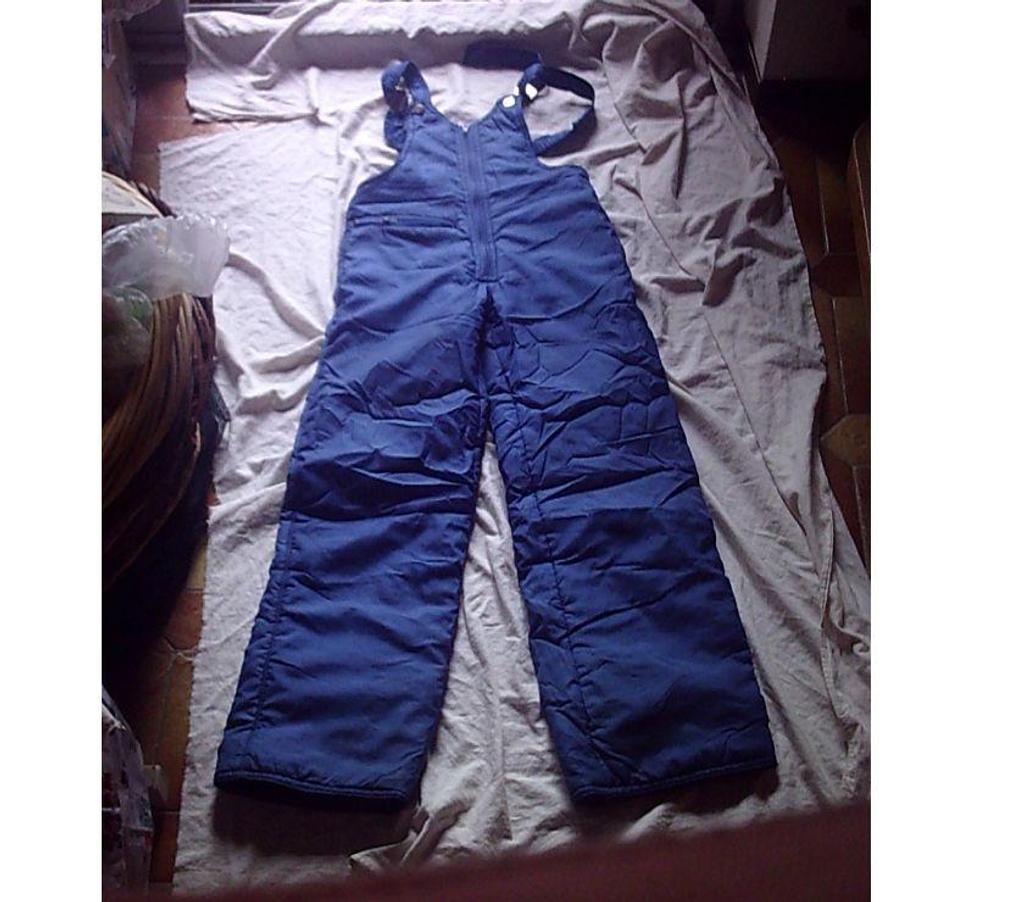 Matériel de sport Bas-Rhin Bouxwiller - 67330 - Photos Vivastreet Salopettes-Pantalons de Ski 11-12 ans + 14 ans & Accessoires