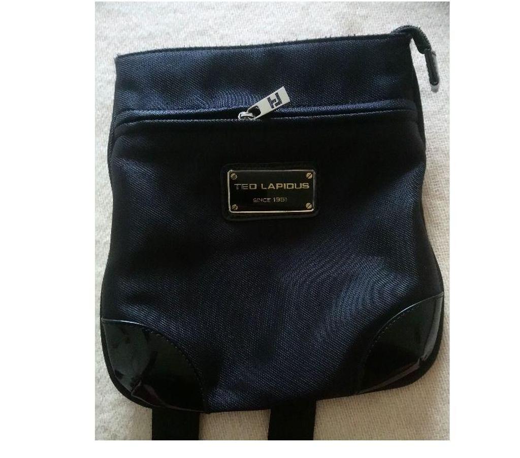 Accessoires - Bagagerie Seine-Saint-Denis La Courneuve - 93120 - Photos Vivastreet Pochette TED LAPIDUS