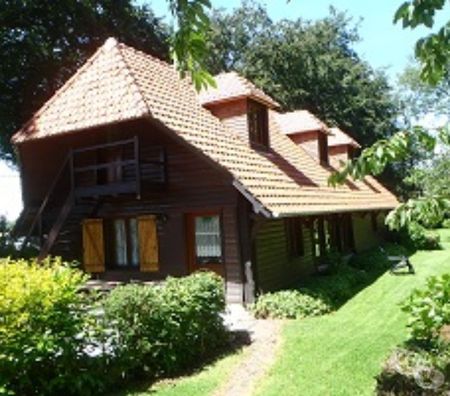 location saisonniere Seine-Maritime St Eustache la Foret - 76210 - Photos Vivastreet GITE DE 4 CHAMBRES avec salle d eau prive chacune