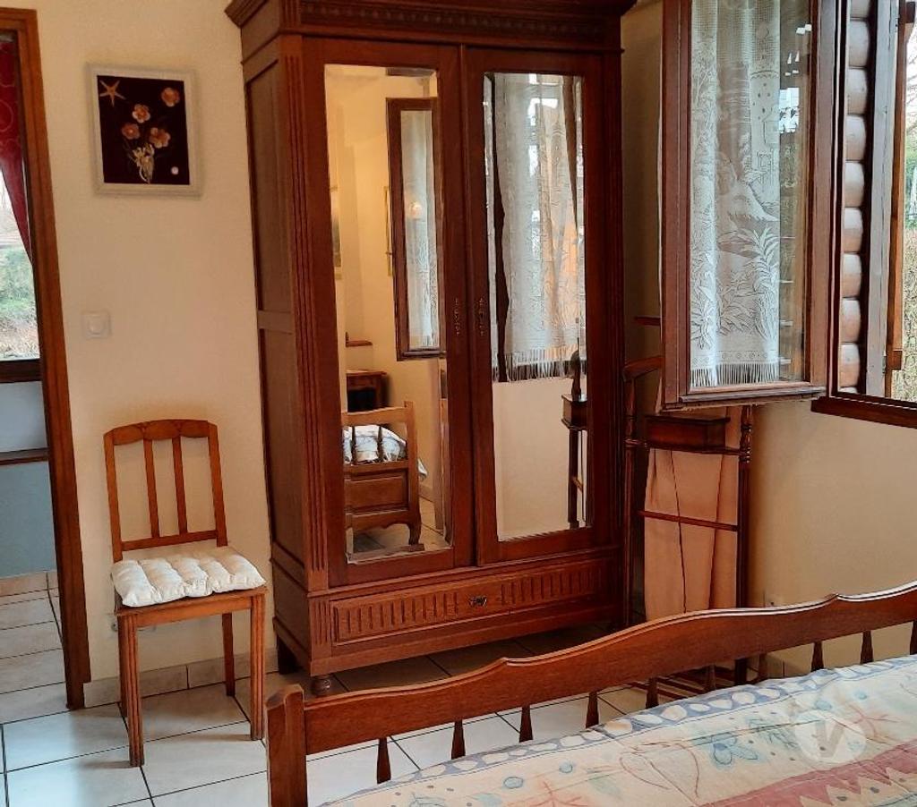 location saisonniere Seine-Maritime St Eustache la Foret - 76210 - Photos Vivastreet GITE DE 4 CHAMBRES avec salle d eau prive chacune