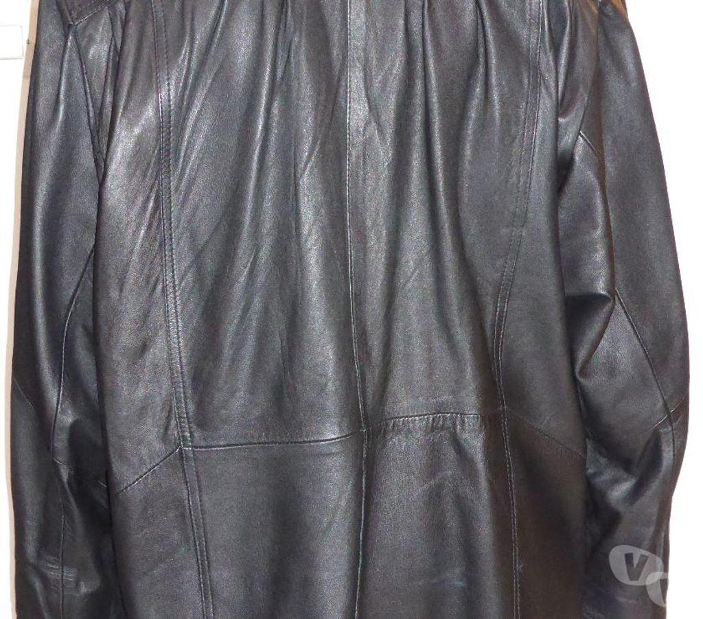 Vêtements occasion Var Rocbaron - 83136 - Photos Vivastreet veste en cuir noir femme