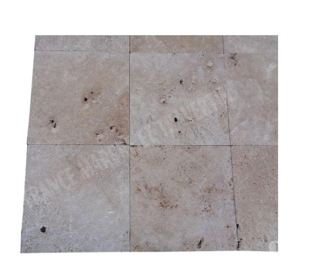  Var Forcalqueiret - 83136 - Photos Vivastreet Travertin Classique Beige 40x40 cm REF 007