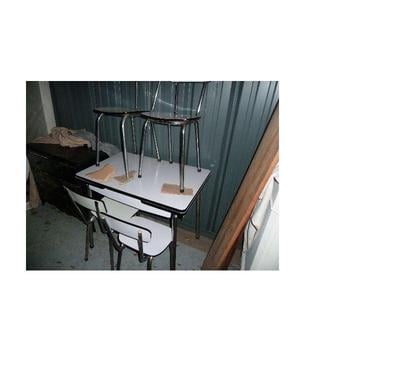 Ameublement - art de la table Aniche Nord - Photos Vivastreet Table et chaises en formica blanc