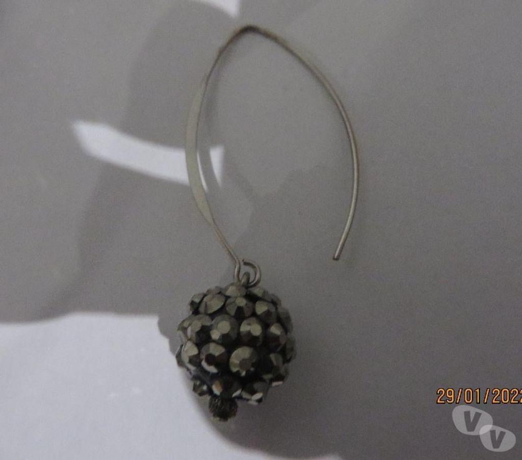 Bijoux occasion Puy-de-Dôme Clermont Ferrand - Photos Vivastreet 1 Parure de bijoux