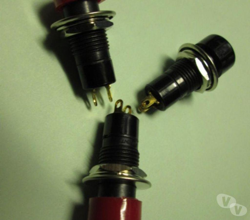  Nord Valenciennes - 59300 - Photos Vivastreet Bouton poussoir–Interrupteur rond R1821 232 