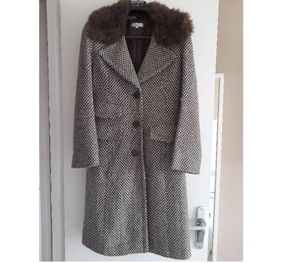 Vêtements occasion Dreux Eure-et-Loir - Photos Vivastreet Manteau Mim femme