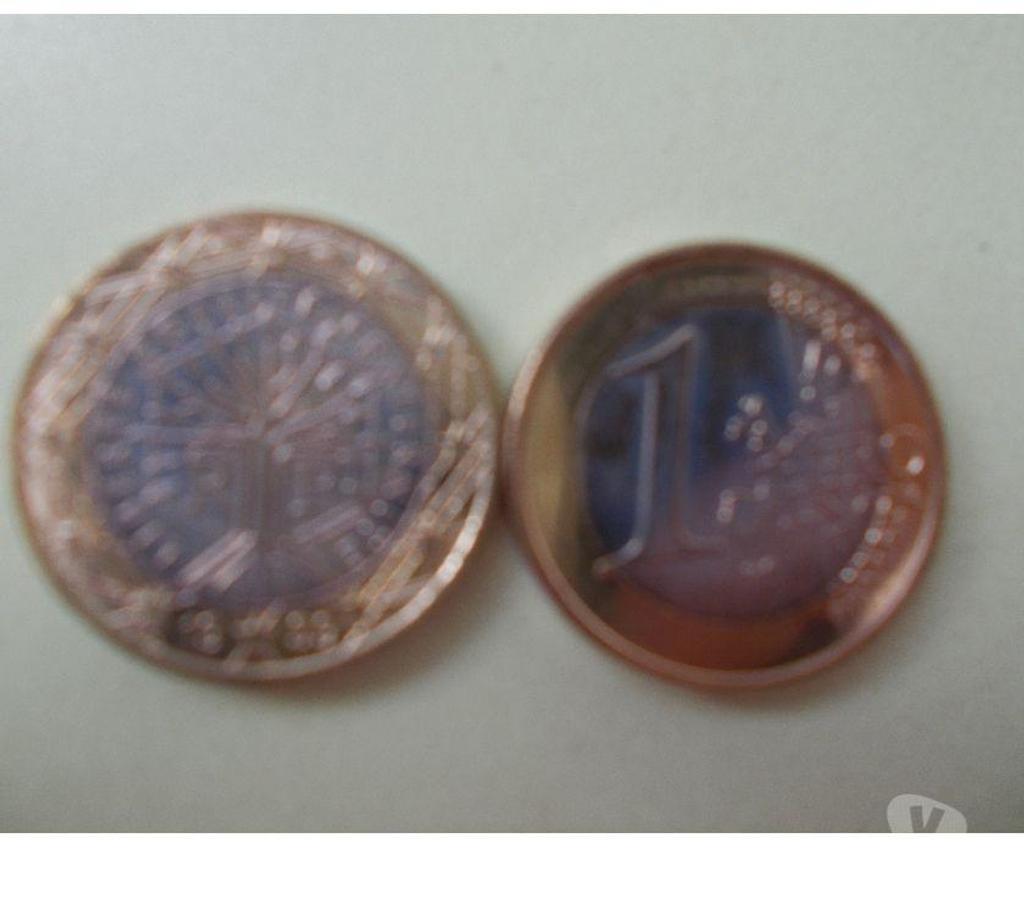 Collection Loire Mably - 42300 - Photos Vivastreet monnaie pièce d' 1 €. de 1999 - NEUVE -