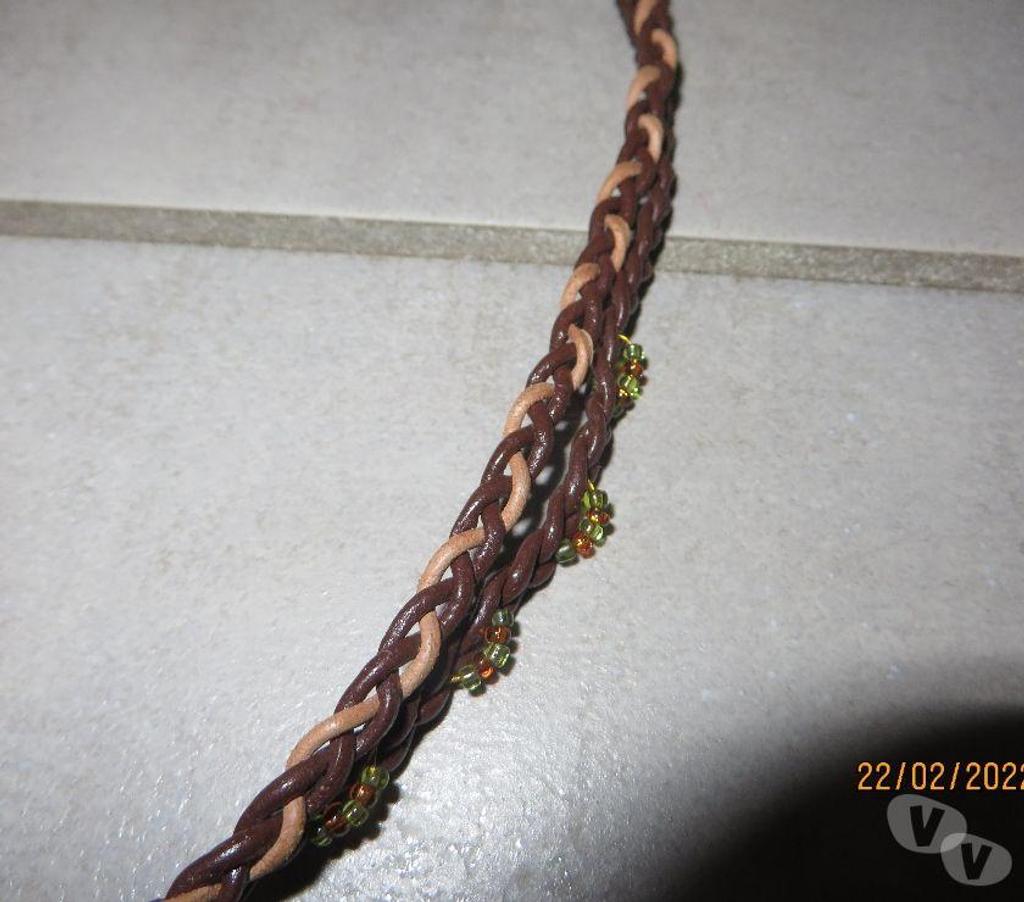 Bijoux occasion Puy-de-Dôme Clermont Ferrand - Photos Vivastreet Collier en cuir fait main 