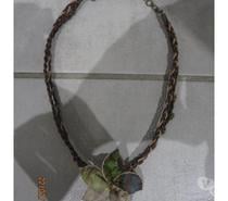 Collier en cuir fait main 