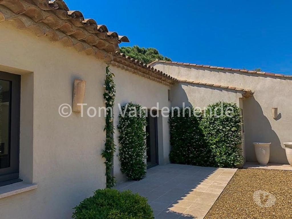 location saisonniere Var St Tropez - 83990 - Photos Vivastreet Location villa de luxe La Moutte Saint-Tropez