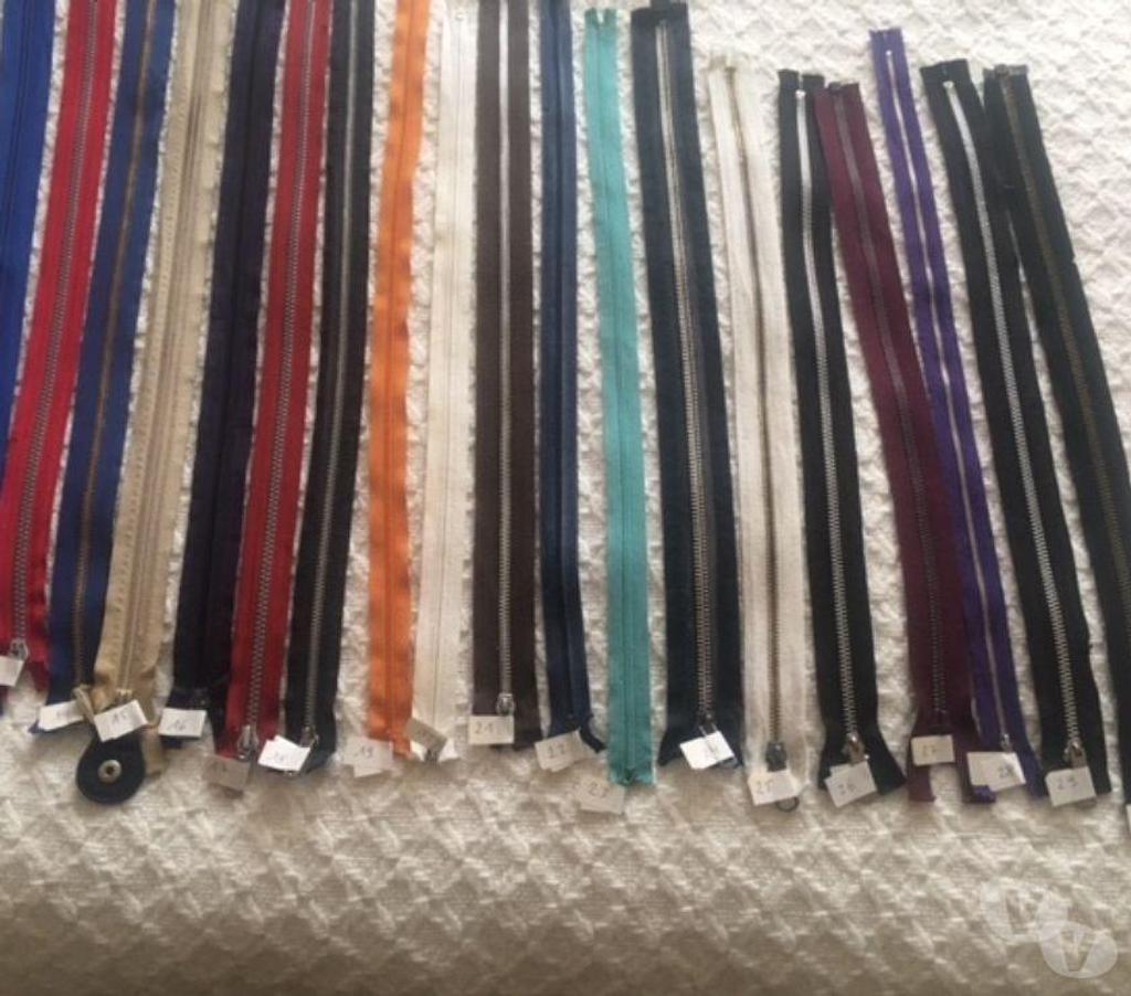 Accessoires - Bagagerie Nord Valenciennes - 59300 - Photos Vivastreet Lot de différentes fermeture éclaires 126 