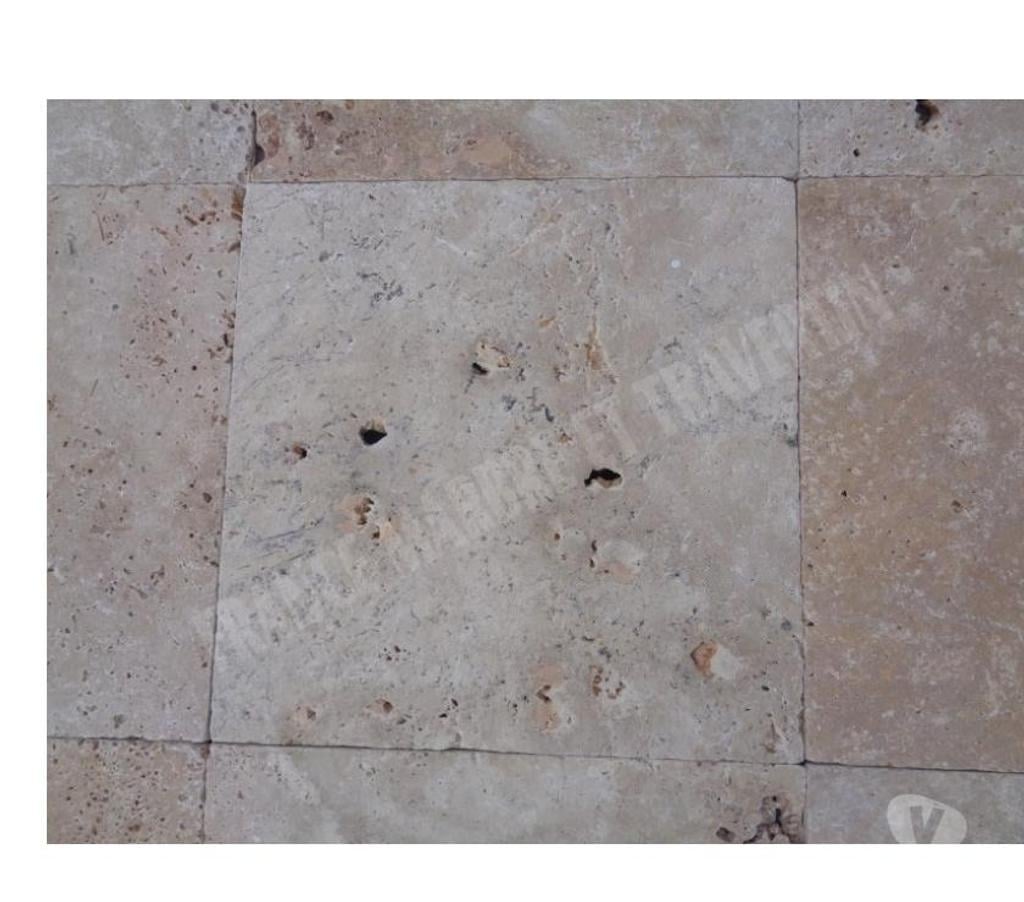  Vaucluse Valreas - 84600 - Photos Vivastreet Carrelage Travertin Beige nuancé 40x40 cm 1,2 cm REF 007