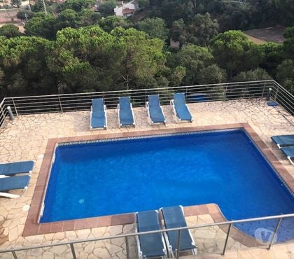 locations de vacances - Photos Vivastreet Villa 6 pers. à Lloret avec piscine privée et barbecue
