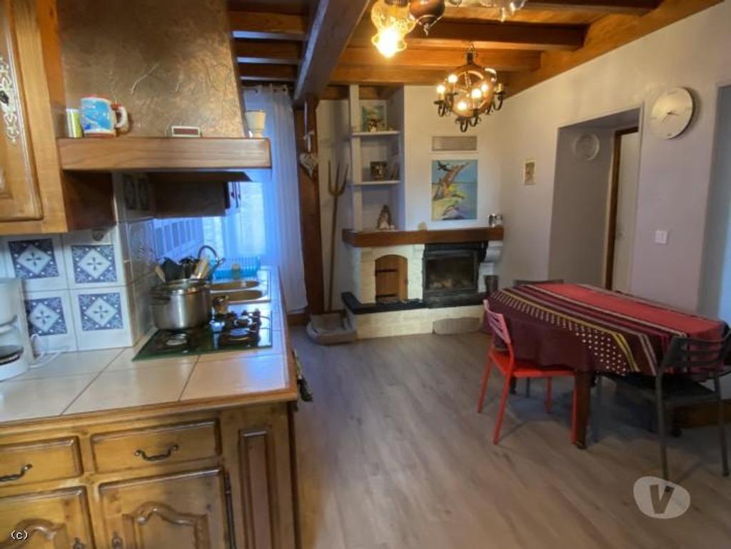 Vente Maison Charente Nanteuil en Vallee - Photos Vivastreet Maison Au Calme Avec Dépendances Et Grand Terrain