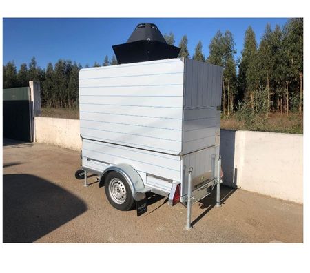 Matériel Paris Paris 1er ardt - 75001 - Photos Vivastreet Barbecue avec Remorque de 10 Grils Rotatives – 30 Poulets