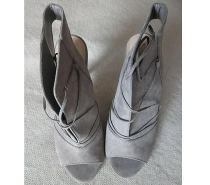 Chaussures et bottes occasion La Courneuve Seine-Saint-Denis - Photos Vivastreet Escarpins New Look