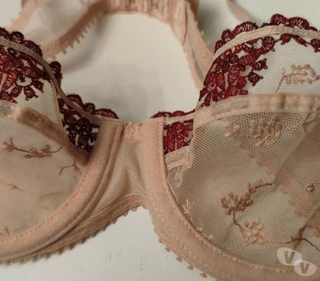Vêtements occasion Val-d'Oise Bernes sur Oise - 95340 - Photos Vivastreet Top ; Soutien Gorge & BroderiesArmatures PASSIONATA T 90B