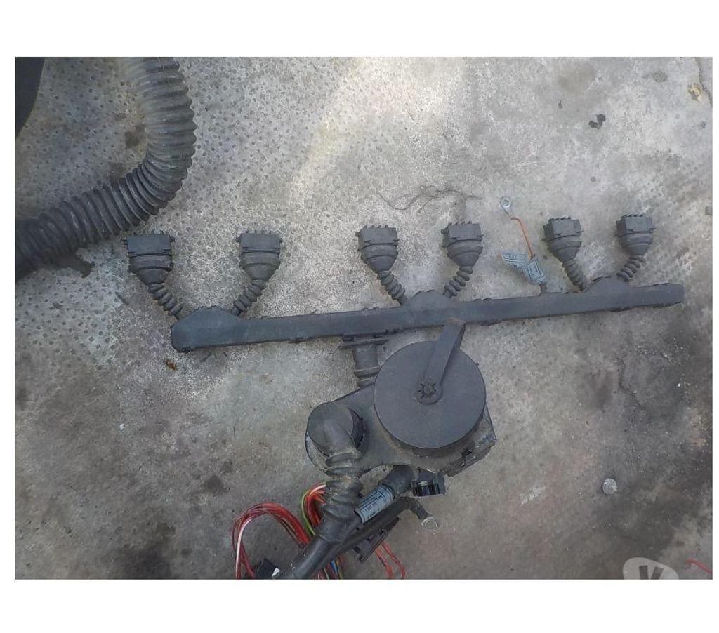 Pièces et services auto Pyrénées-Orientales Perpignan - Photos Vivastreet faisceau moteur bmw e38 type 728i moteur m52