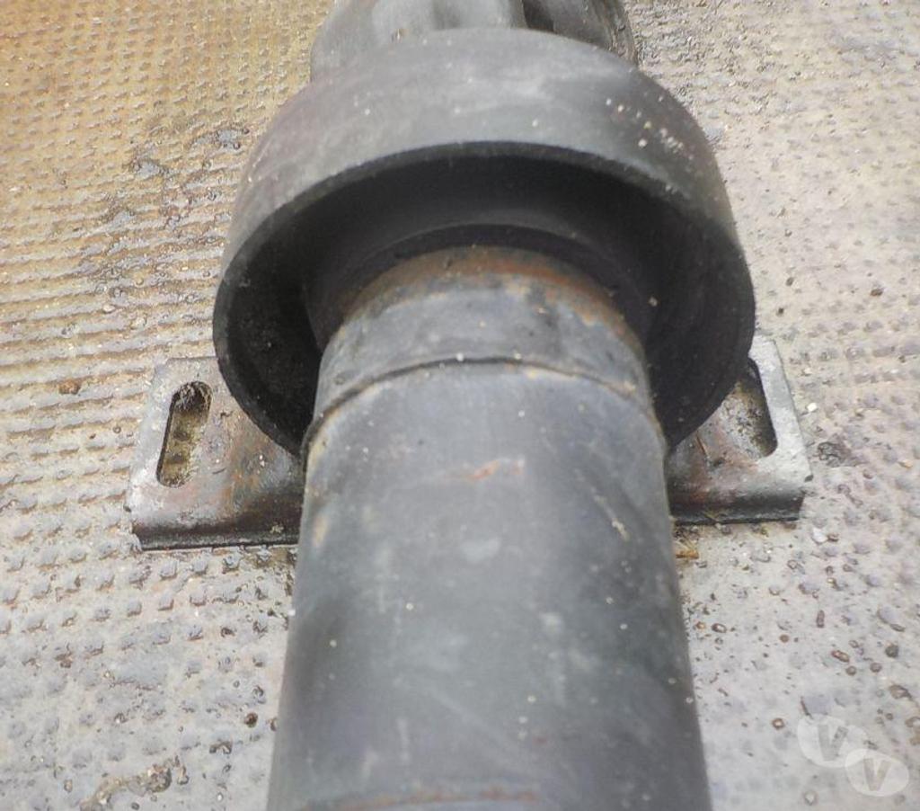 Pièces et services auto Pyrénées-Orientales Perpignan - Photos Vivastreet arbre de transmission bmw e32 type v8 boite auto