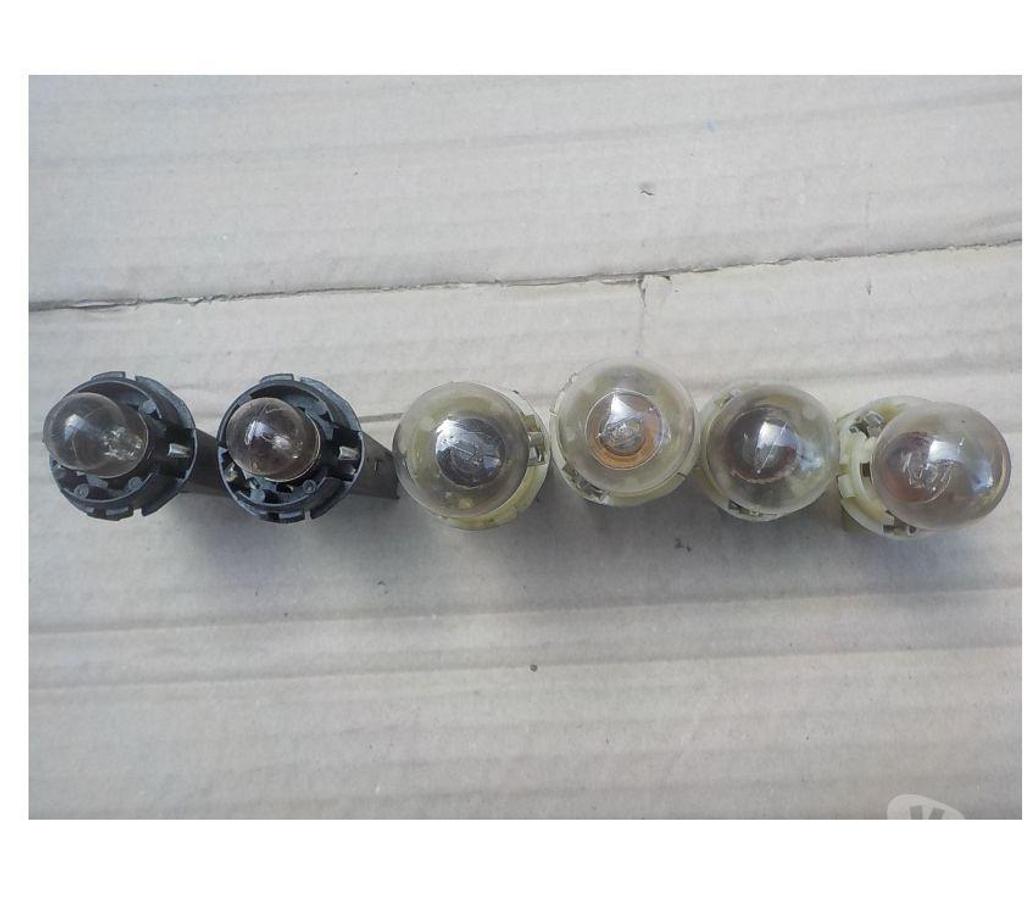 Pièces et services auto Pyrénées-Orientales Perpignan - Photos Vivastreet portes ampoules complet feux arriere bmw e34
