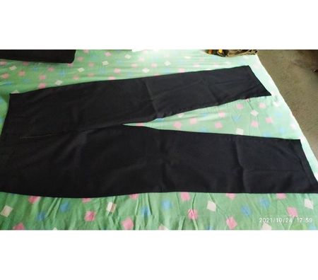 Vêtements occasion Moselle Florange - 57190 - Photos Vivastreet pantalon noir T42 