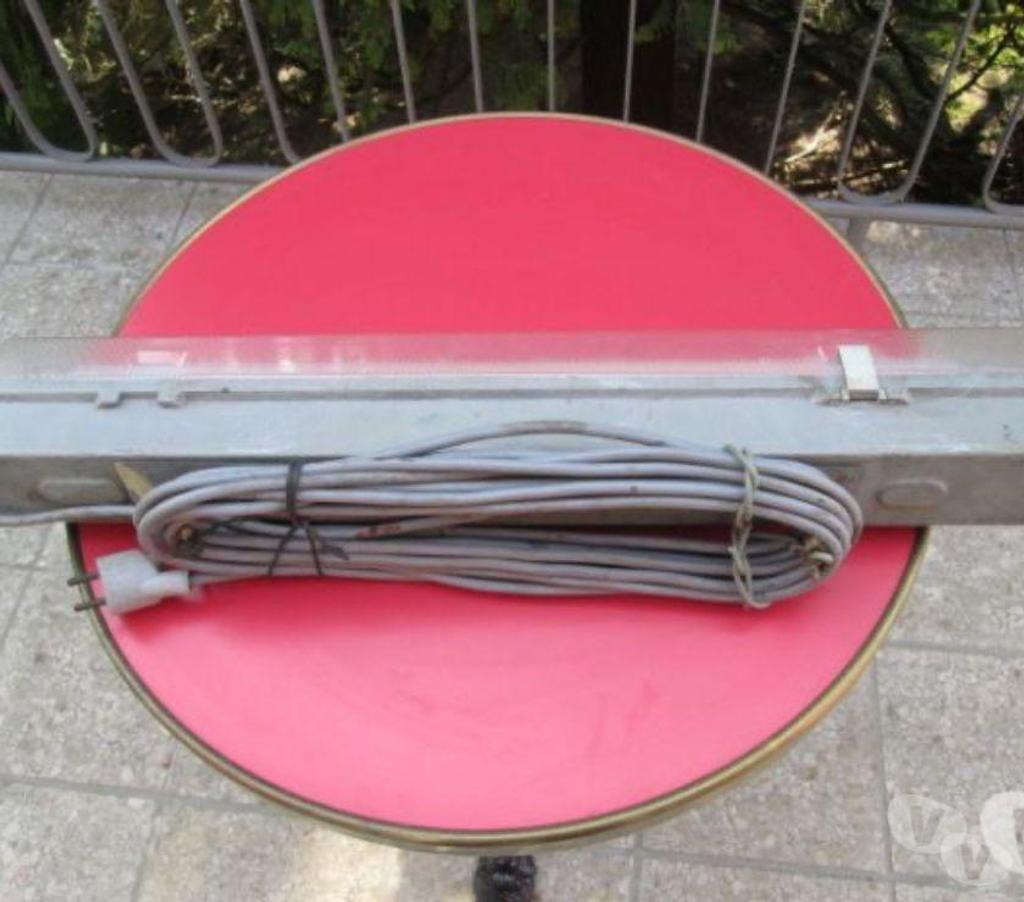  Nord Valenciennes - 59300 - Photos Vivastreet Eclairage portatif fluorescent garage, grenier … 226