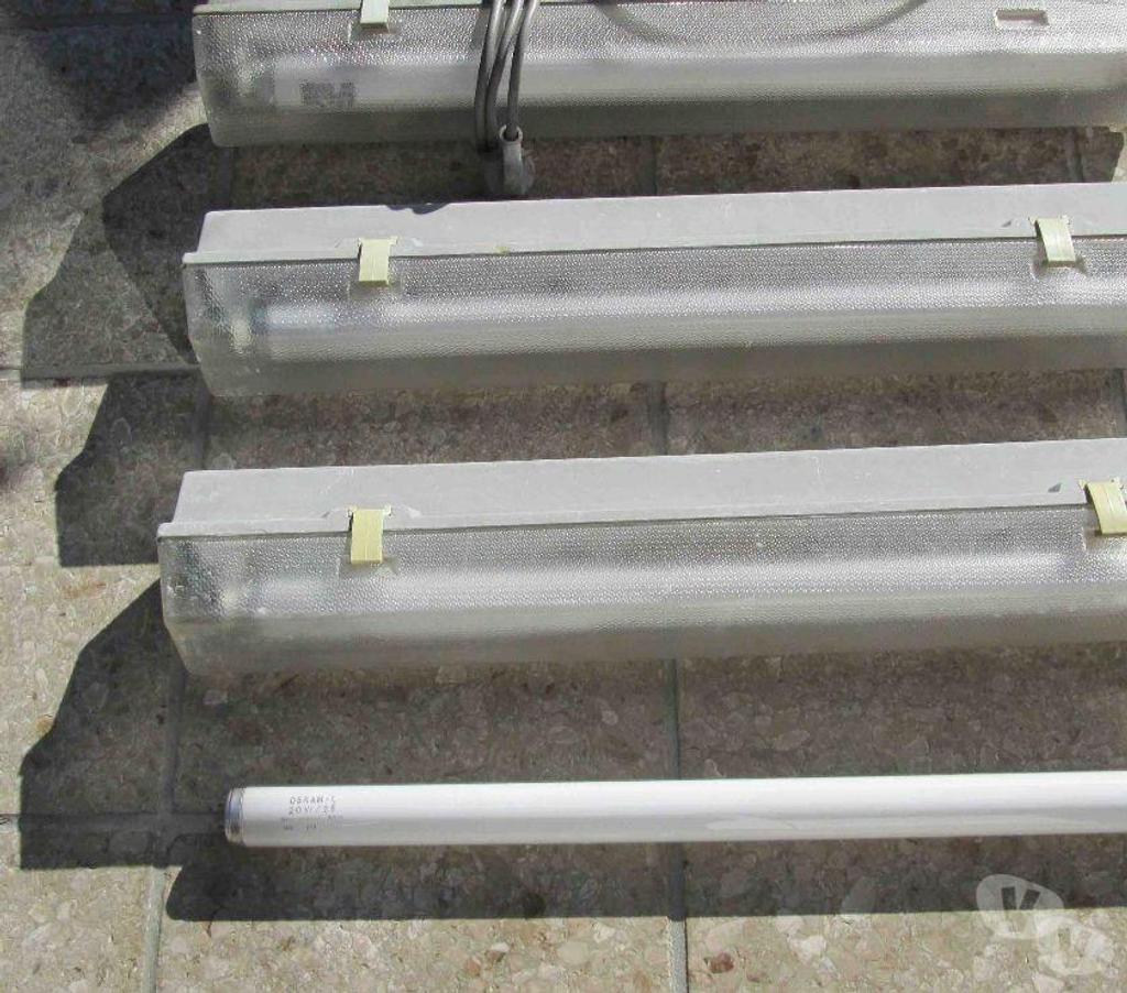  Nord Valenciennes - 59300 - Photos Vivastreet Eclairage portatif fluorescent garage, grenier … 226