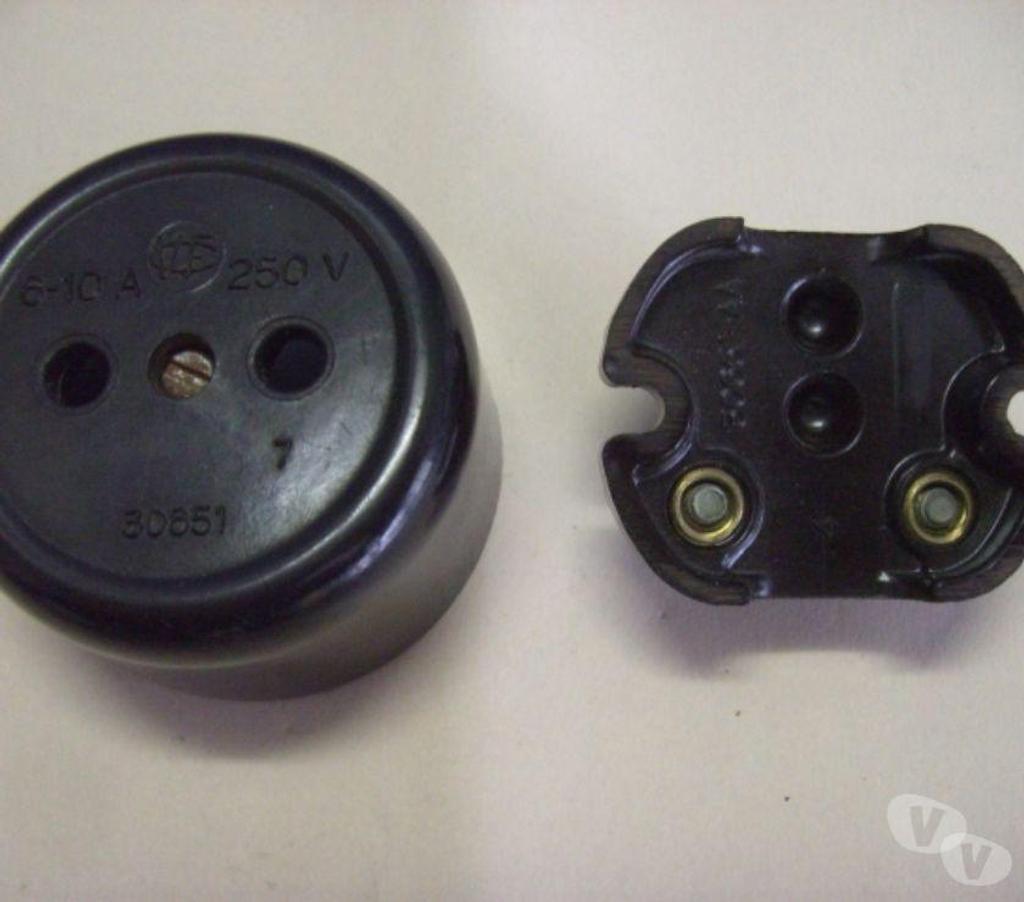  Nord Valenciennes - 59300 - Photos Vivastreet Ancienne prise 2P en Bakélite marron 203