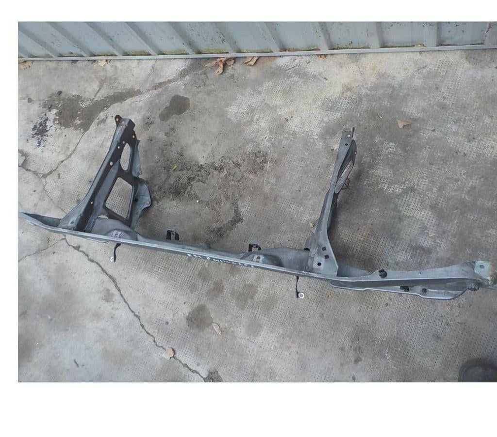 Pièces et services auto Pyrénées-Orientales Perpignan - Photos Vivastreet masque de face avant bmw e32 petits haricots