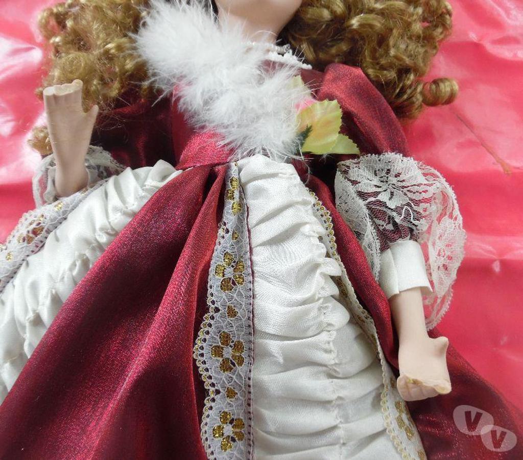 Collection Hérault Castries - 34160 - images_alt_text Pour collectionneur ou amateur Poupée en porcelaine de 60 