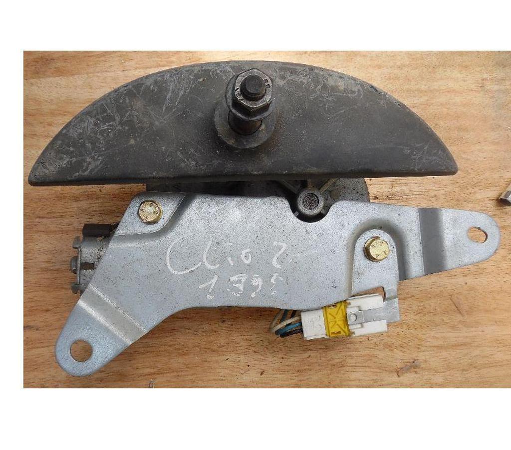 Pièces et services auto Hérault Castries - 34160 - Photos Vivastreet Clio 2 phase 2 Pièces diverses d'occasion testées 