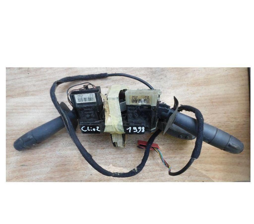 Pièces et services auto Hérault Castries - 34160 - Photos Vivastreet Clio 2 phase 2 Pièces diverses d'occasion testées 