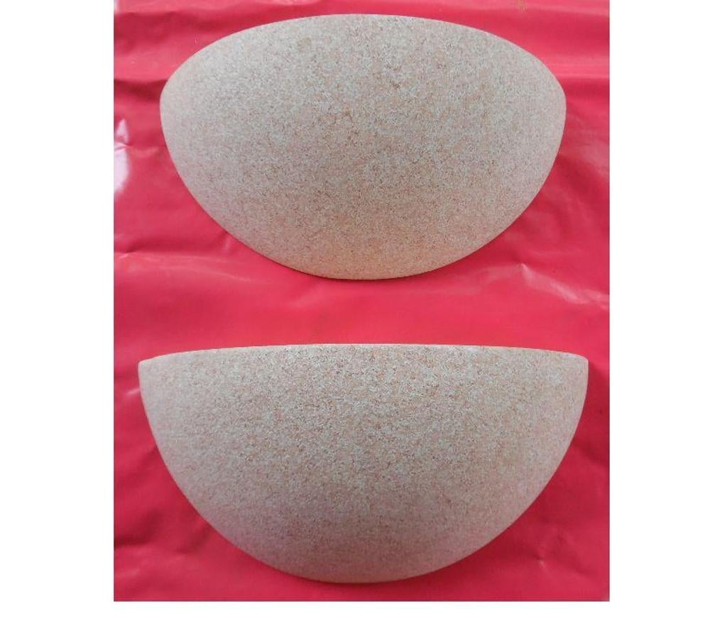 Décoration - art Hérault Castries - 34160 - Photos Vivastreet 2 appliques en terre cuite gris clair en très bon état