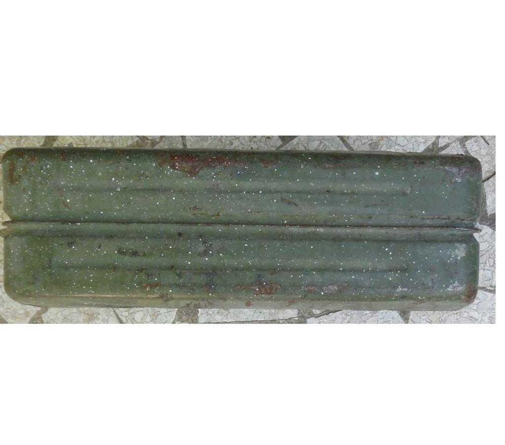 Pièces et services auto Hérault Castries - 34160 - Photos Vivastreet Jerrycan militaire carburant - 20 L - anciens 