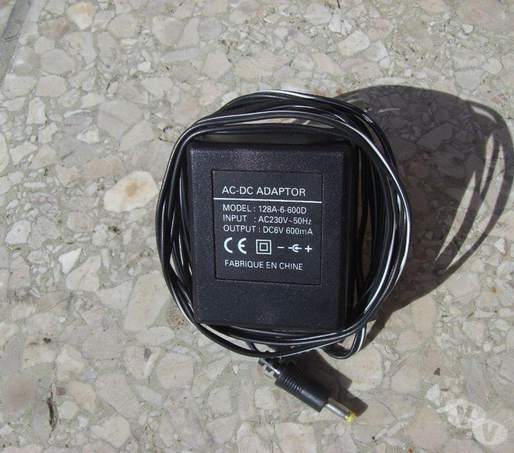 Téléphonie Nord Valenciennes - 59300 - Photos Vivastreet Bloc d’alimentation pour téléphones portables 137.2