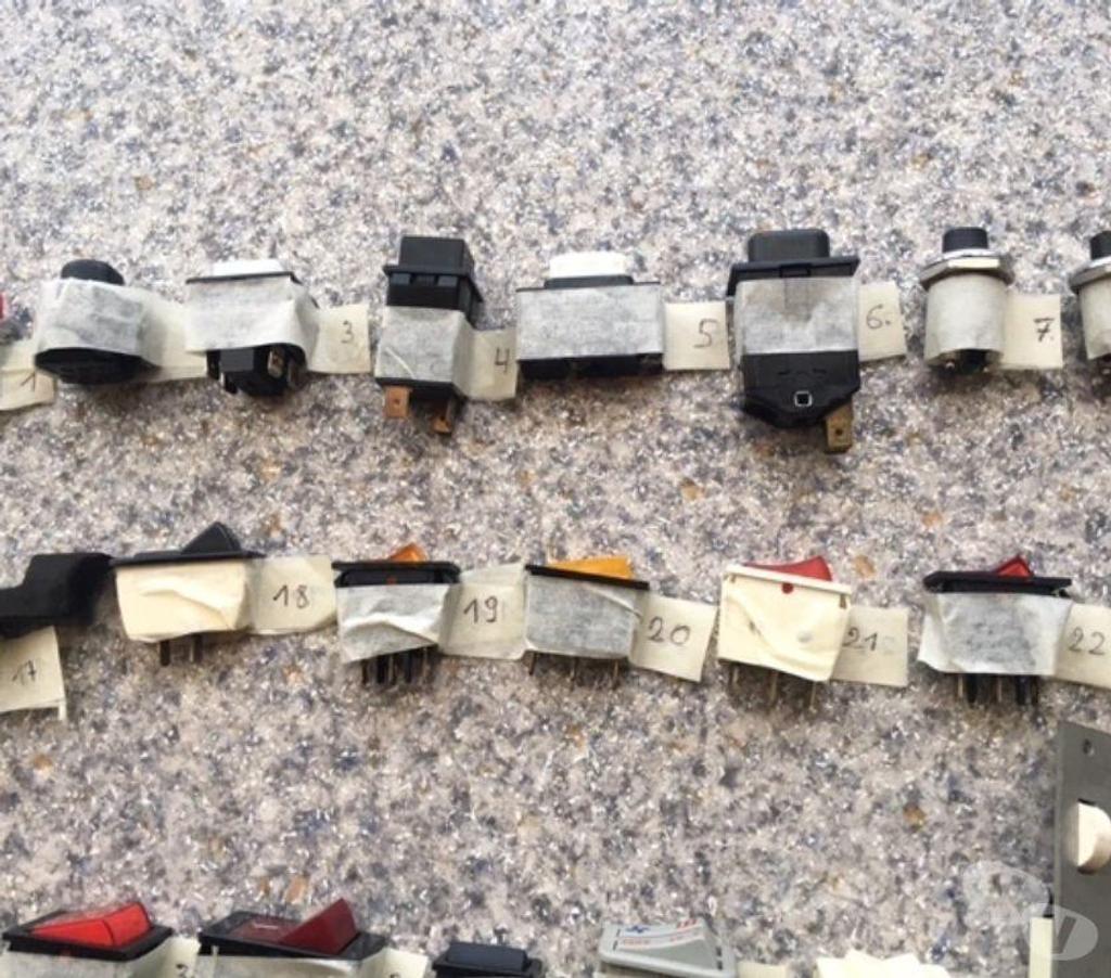 Nord Valenciennes - 59300 - Photos Vivastreet Boutons poussoirs – interrupteurs spécifiques 107