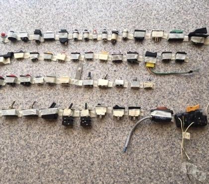 Bricolage - Jardin - Outillage Valenciennes Nord - Photos Vivastreet Boutons poussoirs – interrupteurs spécifiques 107