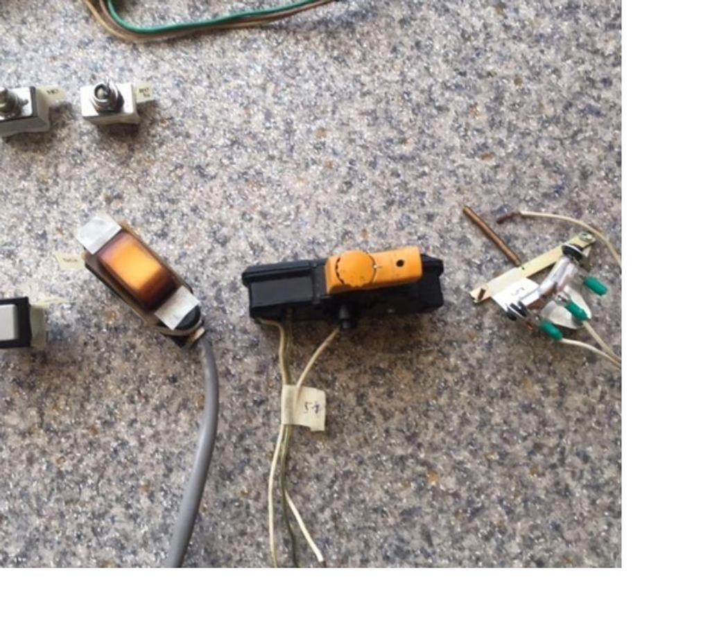  Nord Valenciennes - 59300 - Photos Vivastreet Boutons poussoirs – interrupteurs spécifiques suite 197.1