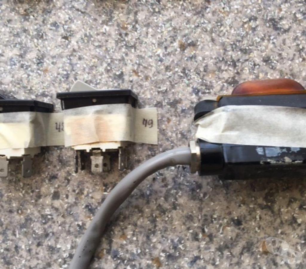  Nord Valenciennes - 59300 - Photos Vivastreet Boutons poussoirs – interrupteurs spécifiques suite 197.1