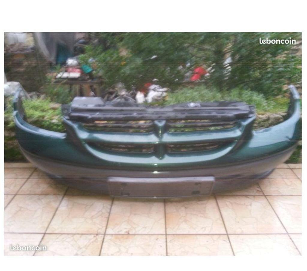 Pièces et services auto Seine-et-Marne Montceaux les Provins - 77151 - Photos Vivastreet chrysler voyager pare choc