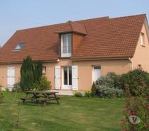 APPT MEUBLE 30m² a L'ETAGE CC
