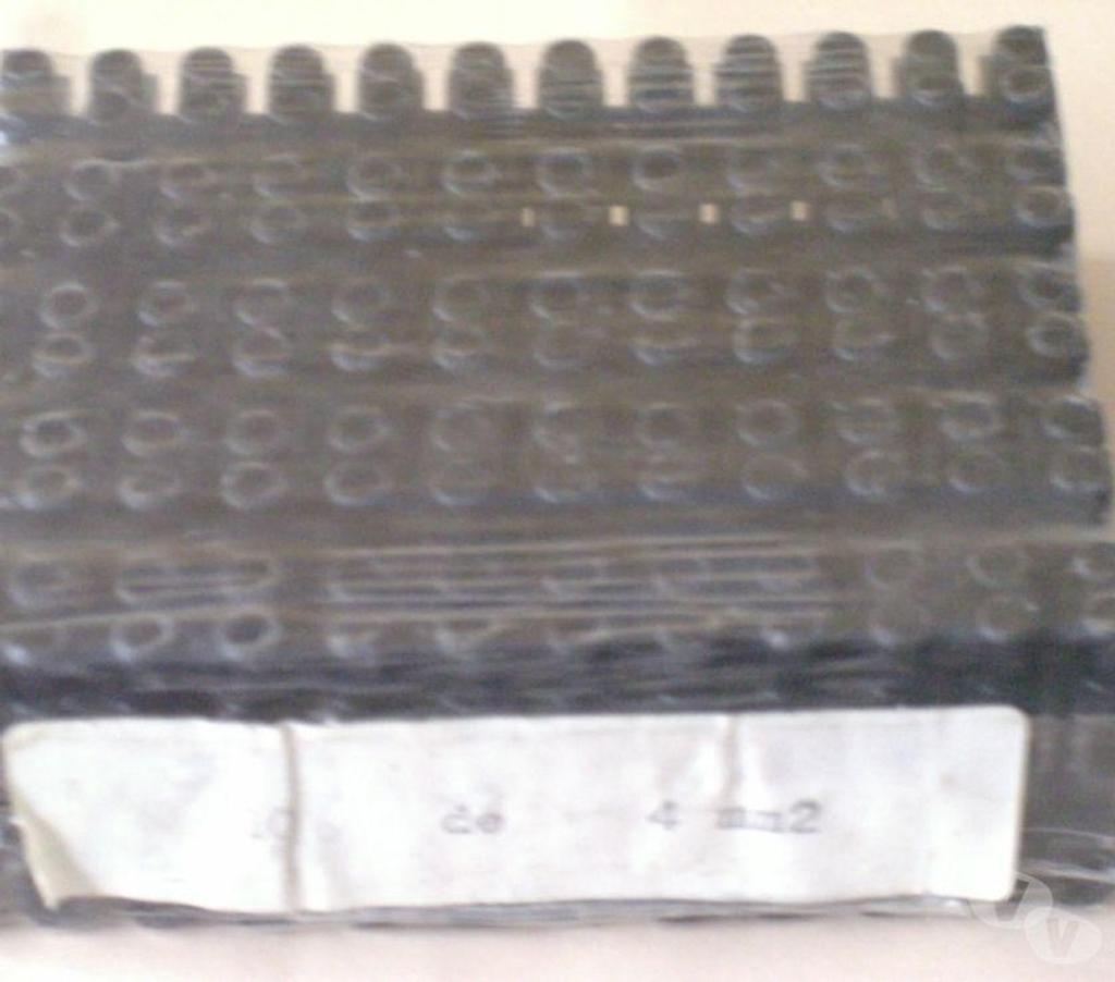 Nord Valenciennes - 59300 - Photos Vivastreet Barettes de connex 4 mm2 Nylbloc 134.4