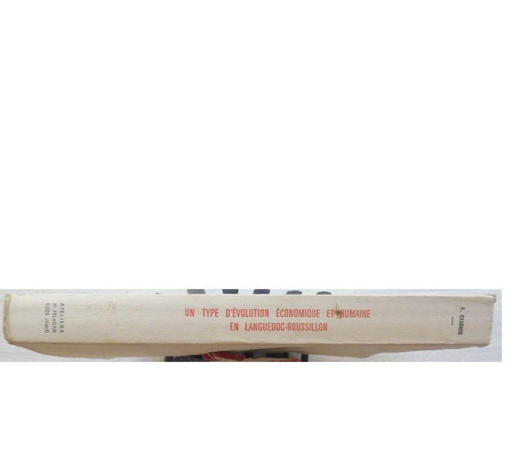 Livres occasion Hérault Castries - 34160 - Photos Vivastreet UN TYPE D’EVOLUTIO