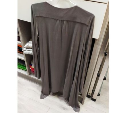 Vêtements occasion Moselle Florange - 57190 - Photos Vivastreet gilet fin manches longues gris
