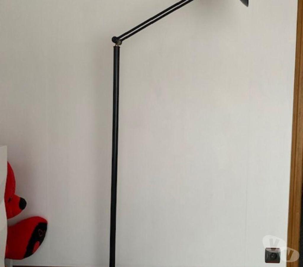 Décoration - art Nord Valenciennes - 59300 - Photos Vivastreet Lampadaires noirs sur pied 68