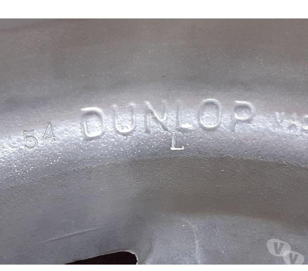 Pièces et services auto Var Pierrefeu du Var - 83390 - Photos Vivastreet jante alu Simca 1100 TI Dunlop 5 x 13 pouces