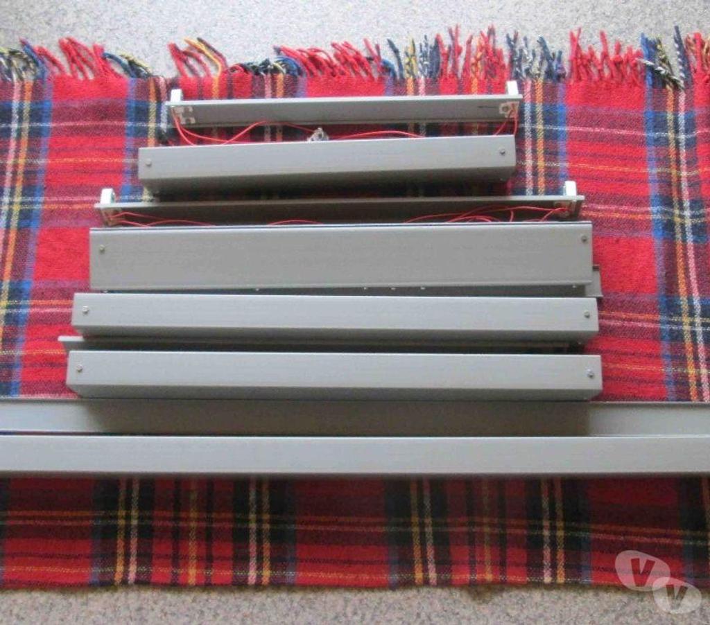 Nord Valenciennes - 59300 - Photos Vivastreet Réglettes pour tubes fluo en double isolation 157